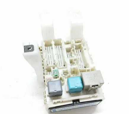 Toyota Prius (XW20) Fuse module 407260200 4J040218