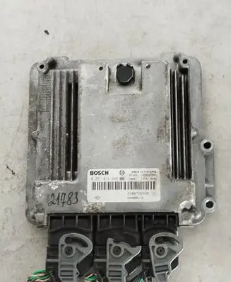 Renault Megane II Engine control unit/module 8200726880 0281014646
