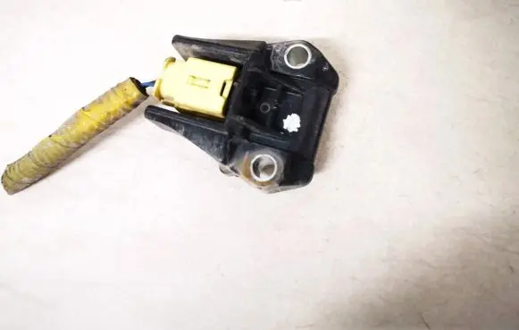 Subaru Legacy Airbag deployment crash/impact sensor 98231ag020