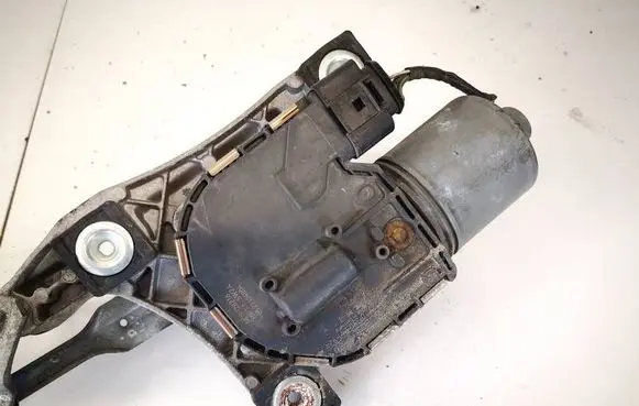 Volvo V50 Wiper motor 30699344 0390241924