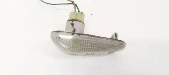 Mercedes-Benz E W210 Front fender indicator light 183575B
