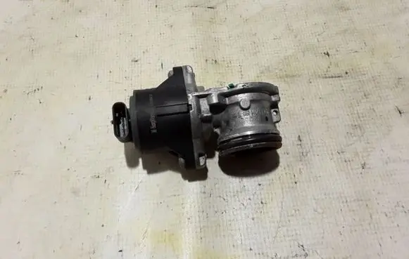 Mercedes-Benz GLA W156 EGR valve A6511401160