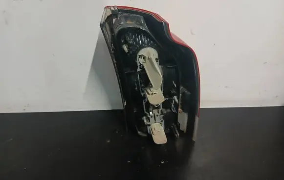 Volvo V70 Rear/tail lights 161037