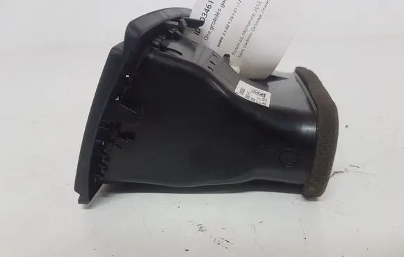 BMW 3 F30 F35 F31 Rear air vent grill 64229207330 16828110 08191001