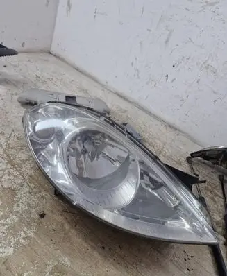 Mercedes-Benz A W169 Headlight/headlamp 0301197202 15631564 A1698200261