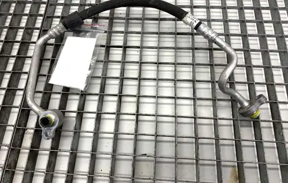 Volvo V40 Air conditioning (A/C) pipe/hose 31455316