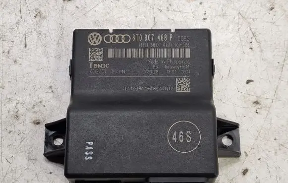 Audi A4 S4 B8 8K Gateway control module 8T0907468P 8T0907468