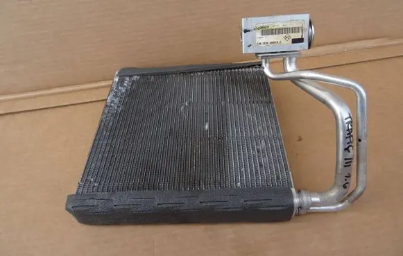 Renault Trafic III (X82) Heater blower radiator T1033442F HFC134A 52401090