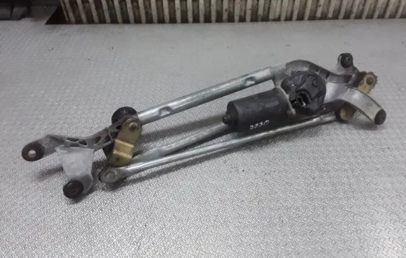 Nissan Primera Front wiper linkage and motor 28810AU310