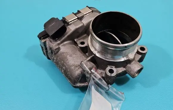 Volvo V40 Throttle body valve 0280750520 IMPRK1480101