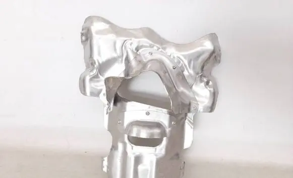 BMW 7 G11 G12 Exhaust heat shield 8600300 11658600300