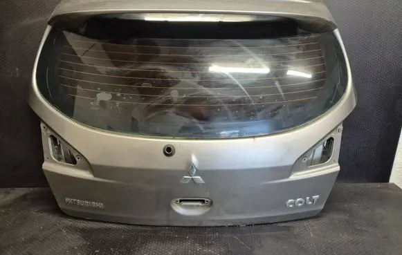 Mitsubishi Colt Tailgate/trunk/boot lid