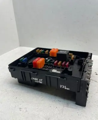 Volkswagen Caddy Fuse module 017181301 1K0937132
