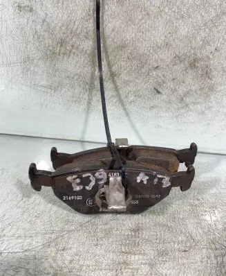 BMW 5 E39 Brake pads (rear) 
