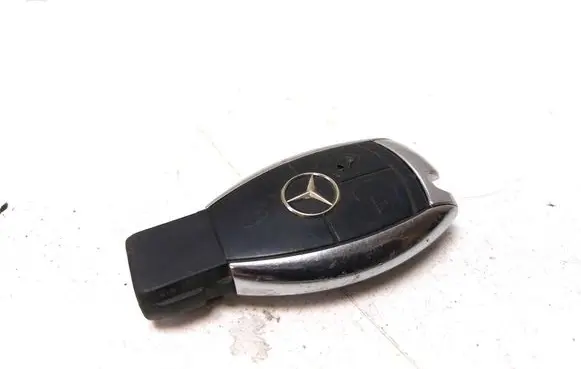 Mercedes-Benz A W169 Ignition key/card 