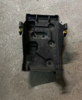 Mazda CX-7 Battery tray 