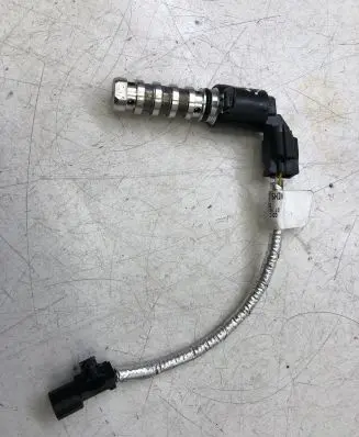 Hyundai i30 Camshaft vanos timing valve 2437607170