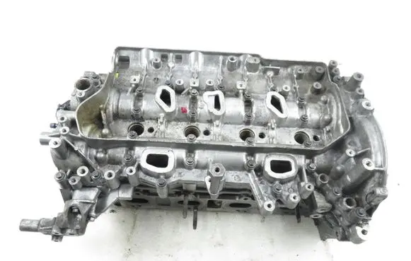 Renault Master III Engine head 130C07155R 110426655R