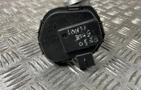 Peugeot 5008 Throttle valve 28098656