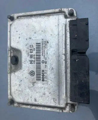 Skoda Roomster (5J) Engine control unit/module 045906019CC 1039S16453 0281012750