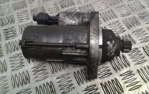 Volkswagen PASSAT B6 Starter motor