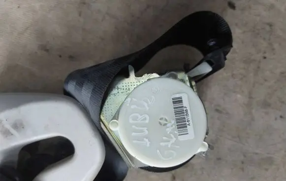 Ford Galaxy Roof seat belt A611B68F