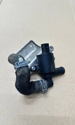 Audi A8 S8 D4 4H Coolant heater control valve 4H0121670A