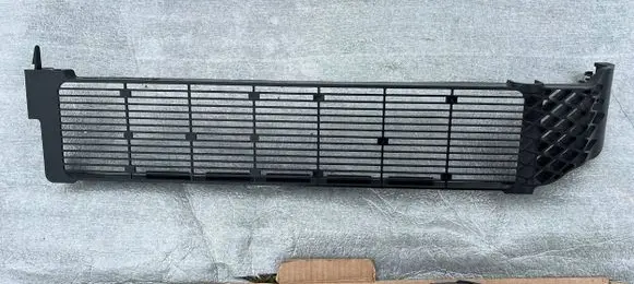 BMW 5 G30 G31 Coolant radiator 8472249