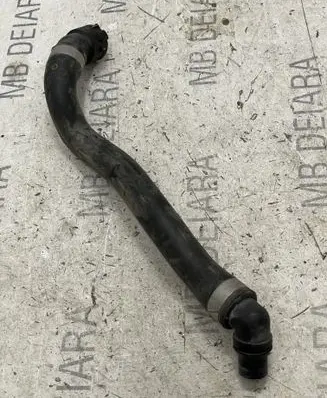 Mercedes-Benz E W212 Engine coolant pipe/hose A2118302896