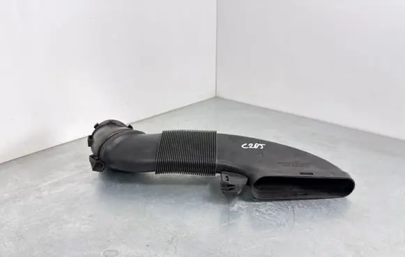 Mercedes-Benz C W205 Air intake duct part A6510903242