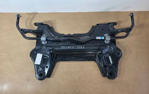 Peugeot 208 II Front subframe 290564