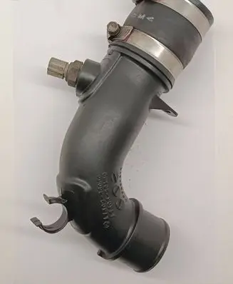 Lexus IS 220D-250-350 Intercooler hose/pipe 1730926030