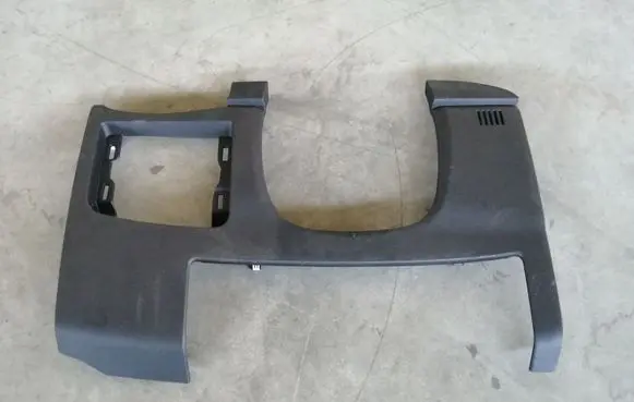Dashboard lower bottom trim panel