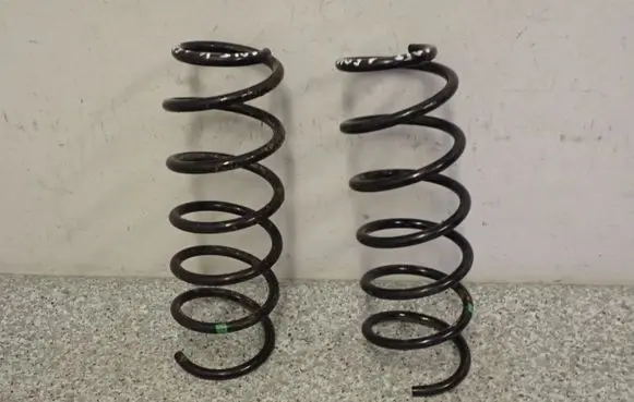 Mitsubishi Colt Rear coil spring