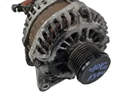 Nissan Juke I F15 Generator/alternator 23100-3vdia