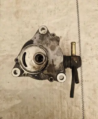 Nissan Terrano Vacuum pump Vp8001b