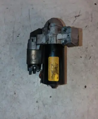 BMW 5 F10 F11 Starter motor 8506657