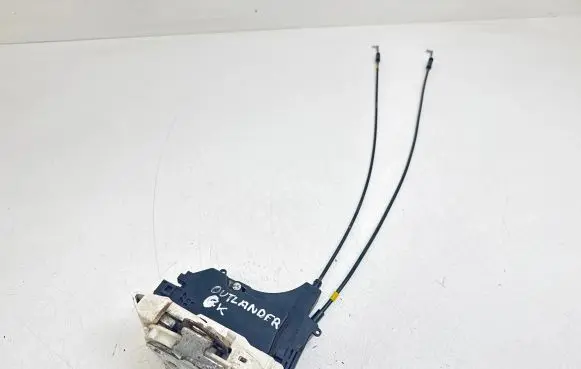 Mitsubishi Outlander Rear door lock