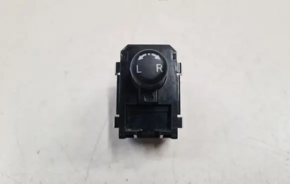Nissan Leaf I (ZE0) Wing mirror switch 3228SN