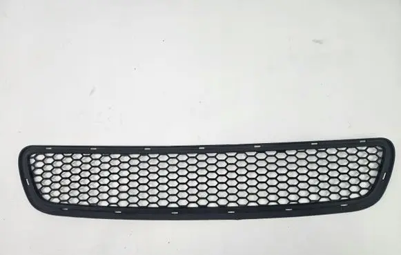 Mercedes-Benz E W210 Front bumper lower grill 51703148