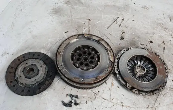 BMW 1 F20 F21 Clutch set kit 8605090