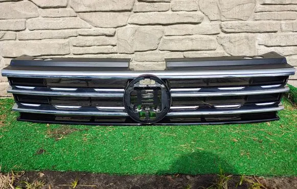 Volkswagen Tiguan Front bumper upper radiator grill 5NA853653 5NA853653B