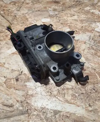 Honda Civic Throttle valve GMA8A 70404