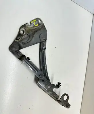 Volkswagen Golf Plus Engine bonnet/hood hinges 5M0823301