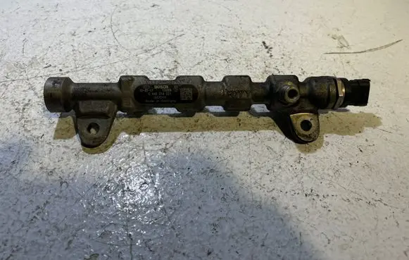 Opel Insignia A Fuel main line pipe 55576177 035809 0445214221
