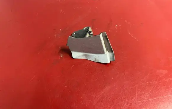 BMW X1 F48 F49 Fender end trim 7332336 51127332336