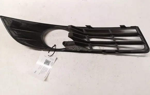 Volkswagen PASSAT B6 Front fog light trim/grill 3C0853665A