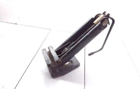 Ford Fiesta Lift Jack 96FB17080BB D3L5A