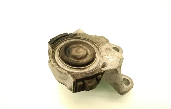 Volvo S60 Engine mount bracket 32255204