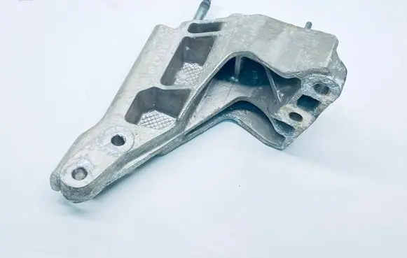 Suzuki SX4 S-Cross Engine mounting bracket 1165164R00
